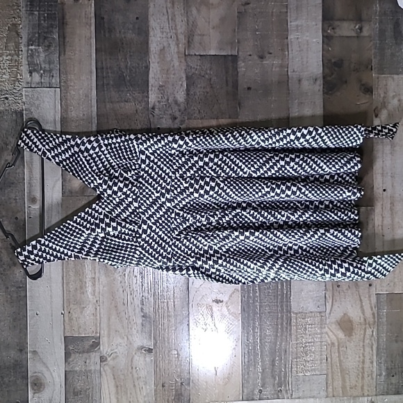 Victoria's Secret dress - Picture 1 of 9